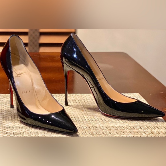 ***SOLD*** Christian Louboutin Décolleté 554 100mm (4 inches) Heels, Size 41.5 - Picture 4 of 15